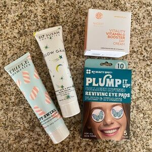 NWT Four Piece Moisturizing Bundle💕💕